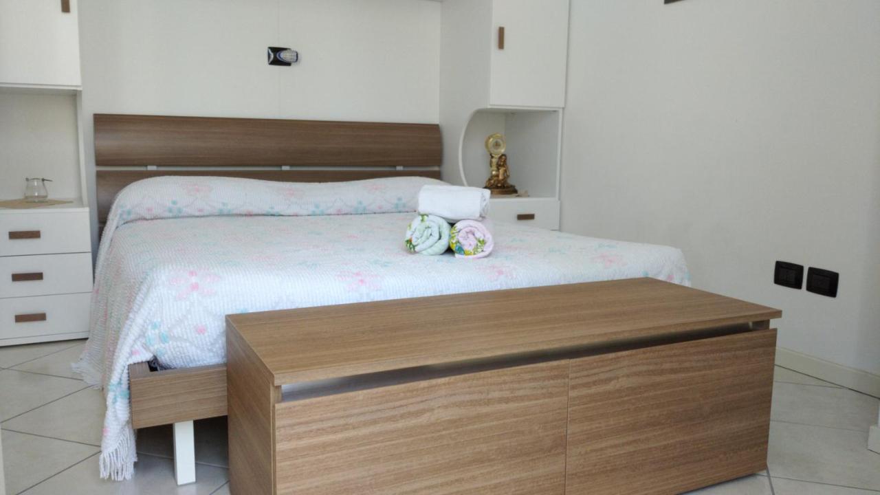 Delle Rose Apartment ايراكليا ماري المظهر الخارجي الصورة